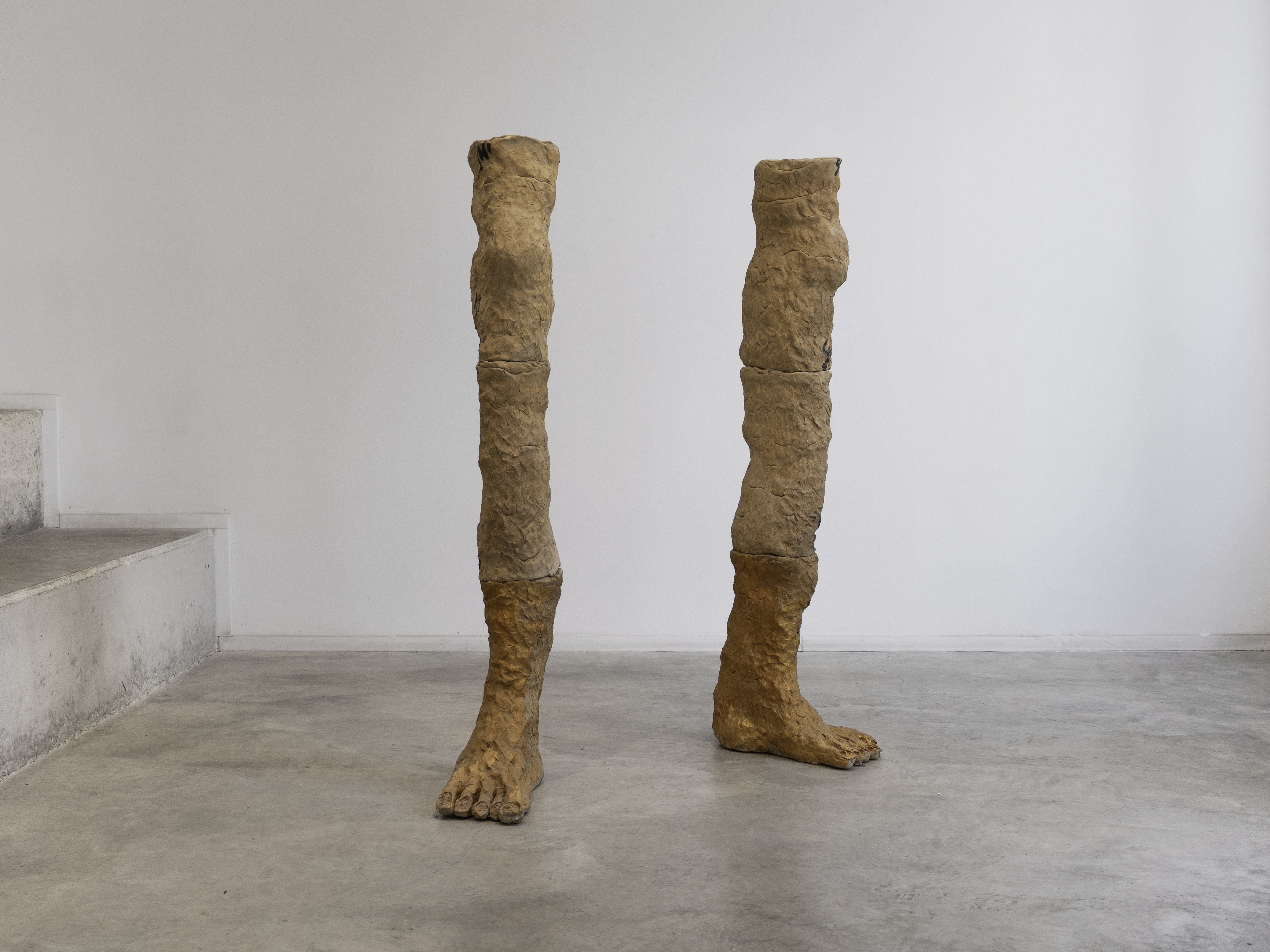 מתוך "עושה לי אושבתים", 1988, צילום: ברק רובין