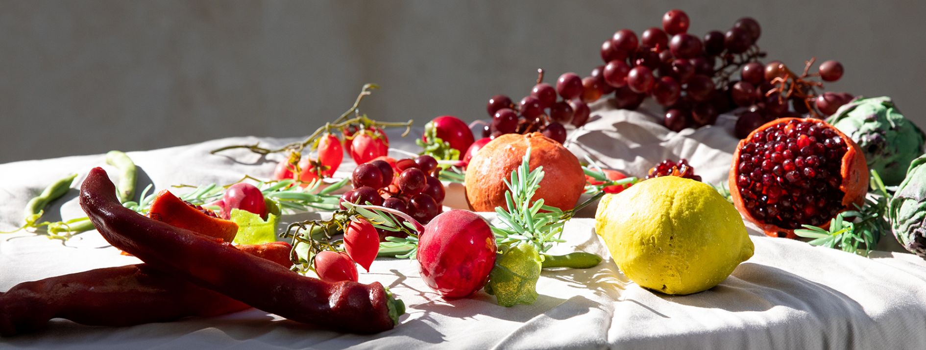 Tal Levin, 'Memento mori', final project, Department of Ceramics and Glass Design, 2025