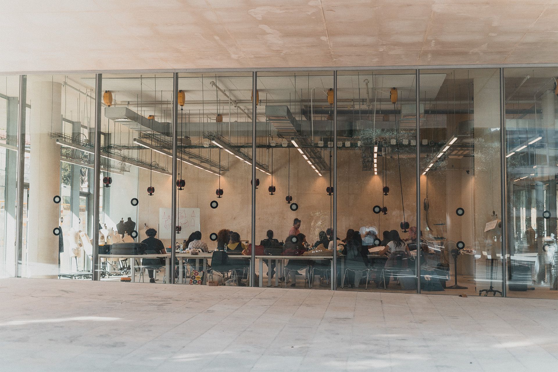 New Bezalel's Jack, Joseph and Morton Mandel Campus (Photography: Noam Debel)